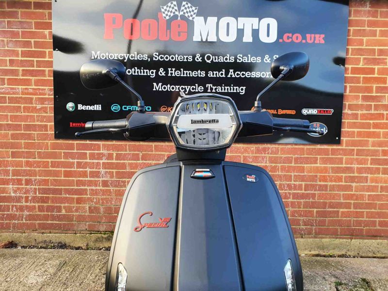 lambretta V125 SPECIAL