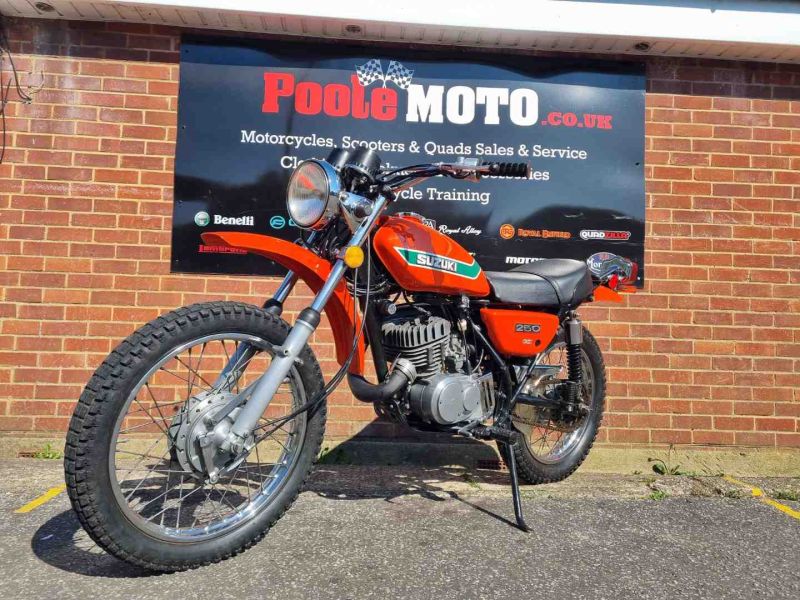 suzuki TS250