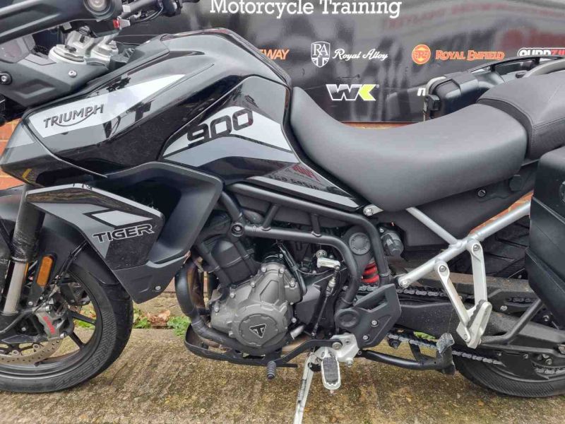 triumph TIGER 900 GT PRO
