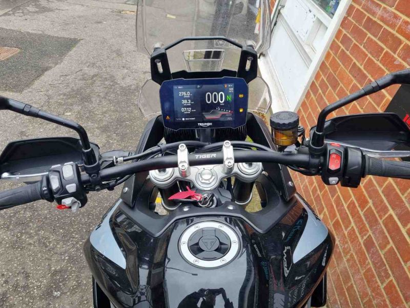 triumph TIGER 900 GT PRO