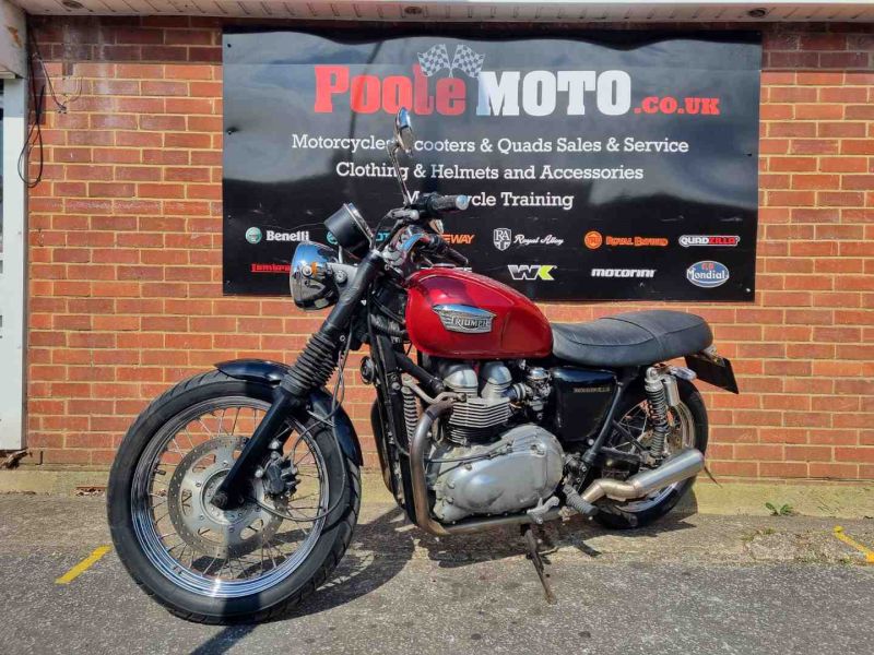 triumph BONNEVILLE