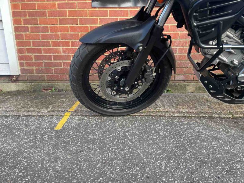 suzuki DL650