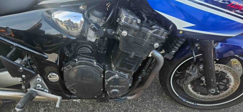 suzuki GSF1200