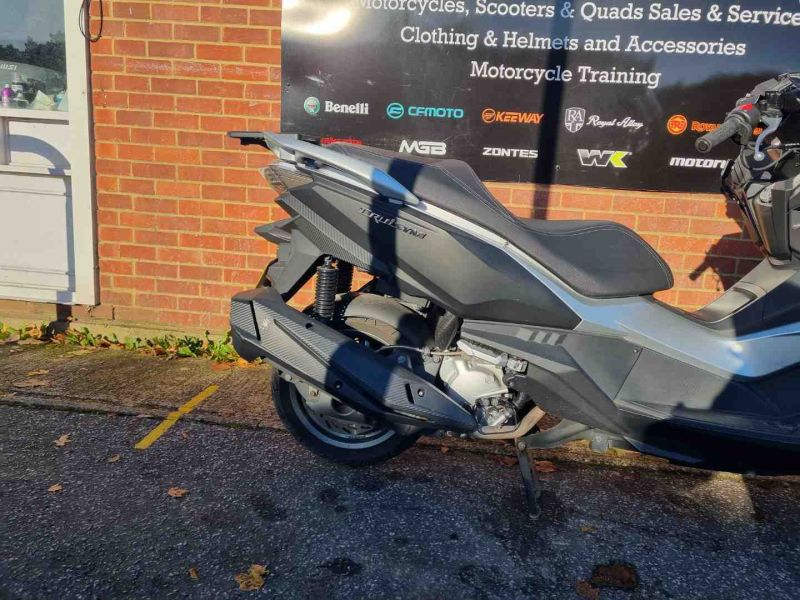 sym CRUISYM 300
