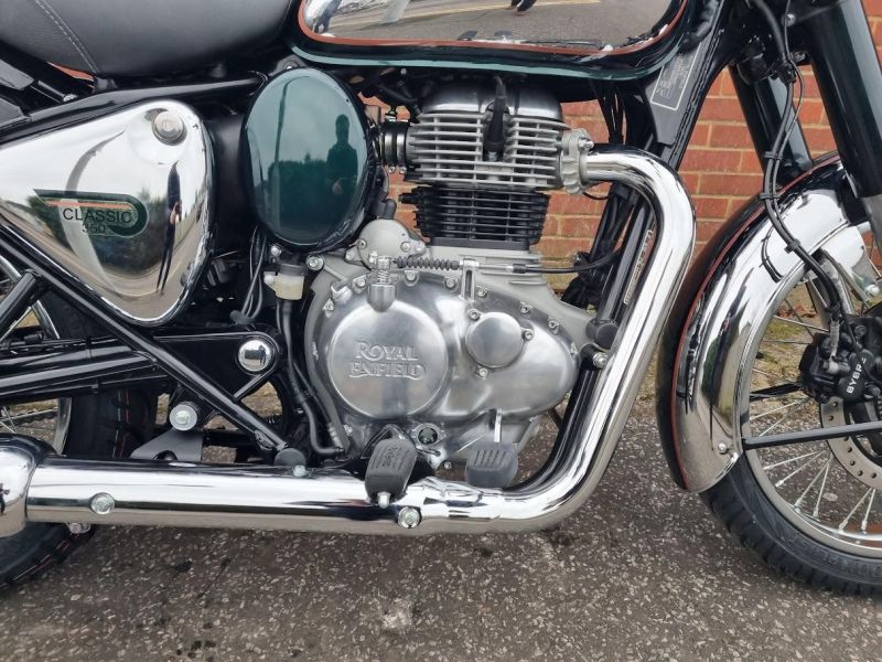 royal enfield VESPA CLASSIC
