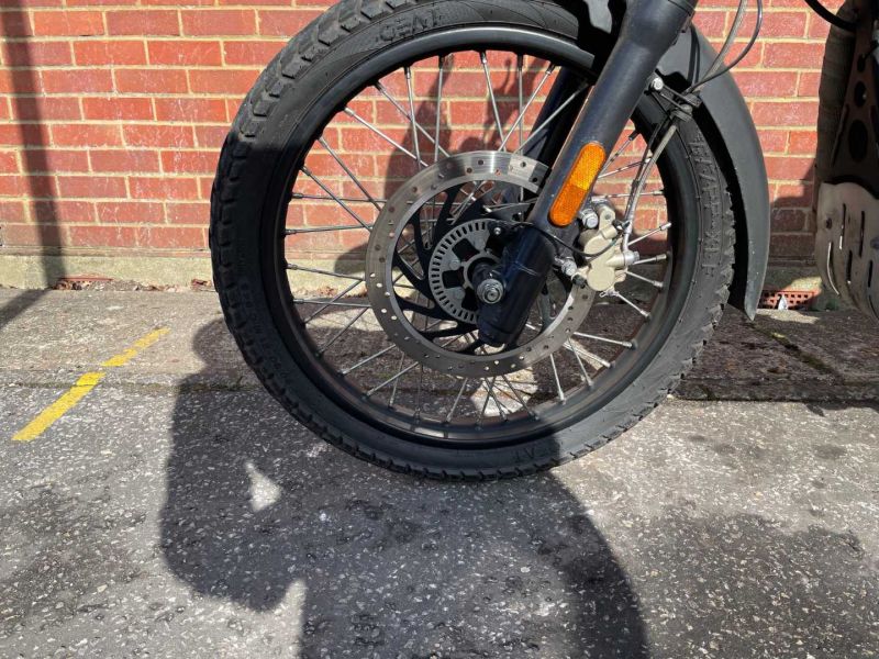 royal enfield HIMALAYAN
