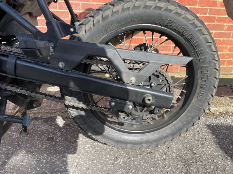 royal enfield HIMALAYAN