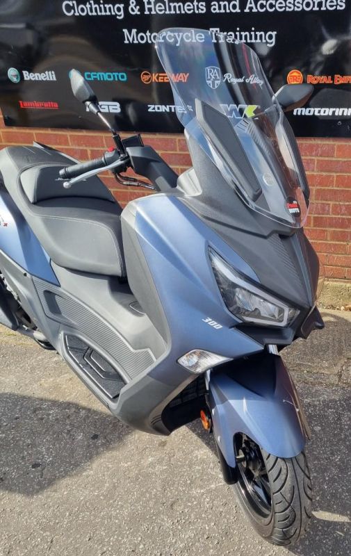 sym JOYMAX Z 300