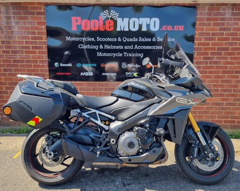 suzuki GSXS1000