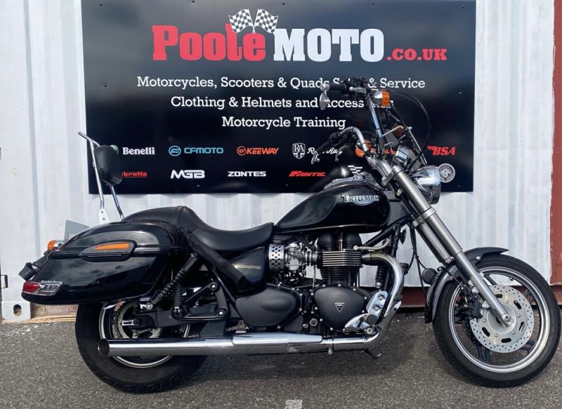triumph SPEEDMASTER