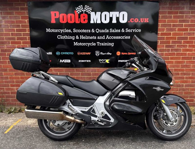 honda HONA ST1300
