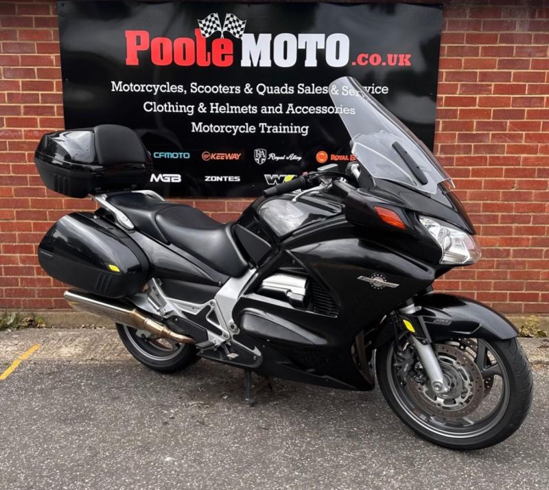 honda HONA ST1300