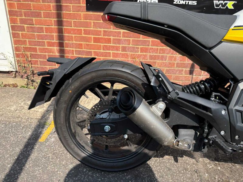 lexmoto RSS125 SCRAMBLER