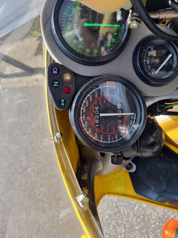 ducati 748