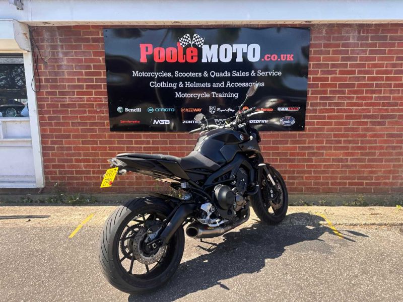 yamaha MT09