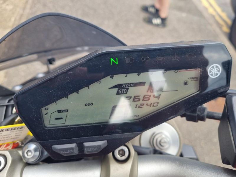yamaha MT09