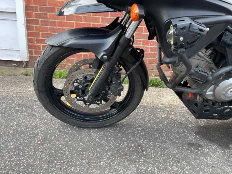 suzuki DL650