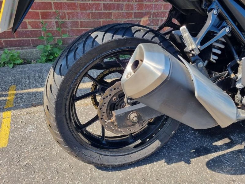 suzuki GSX250