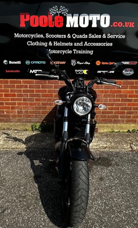 yamaha XSR700