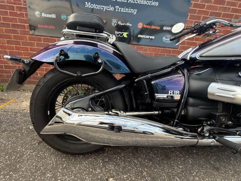 bmw R1800