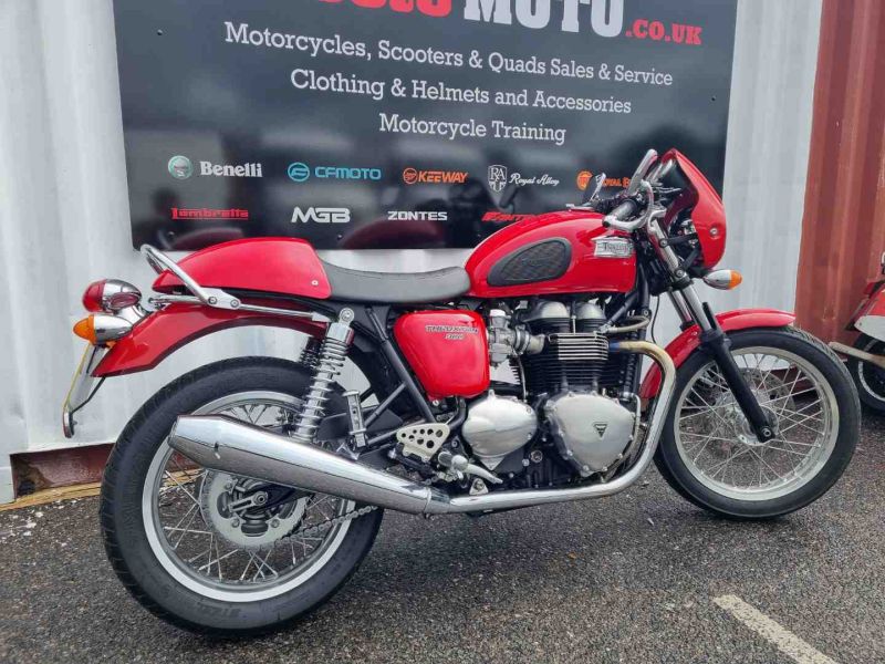 triumph THRUXTON
