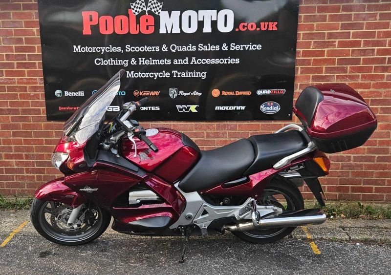 honda HONA ST1300