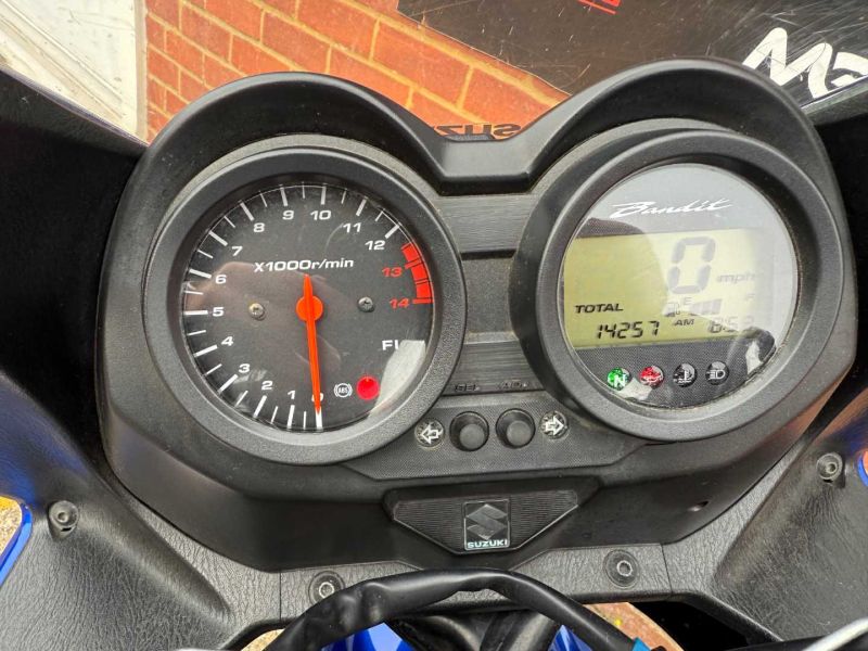 suzuki BANDIT 600 S