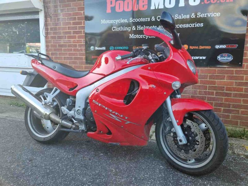 triumph SPRINT ST 955