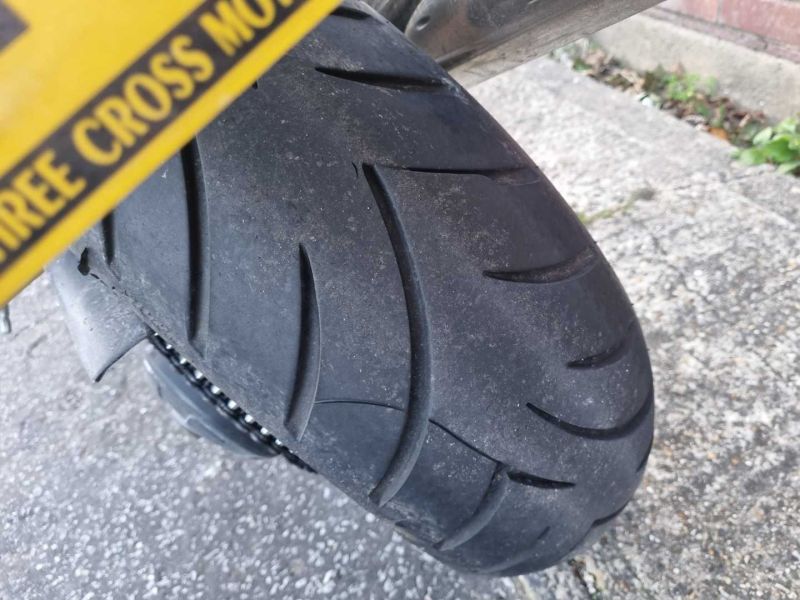 triumph SPRINT ST 955