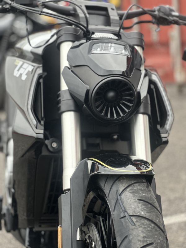 benda moto BENDA LFC700