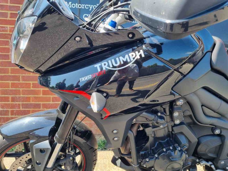 triumph TIGER1050