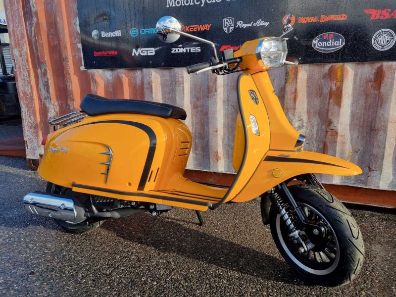 royal alloy GT1 125 LC