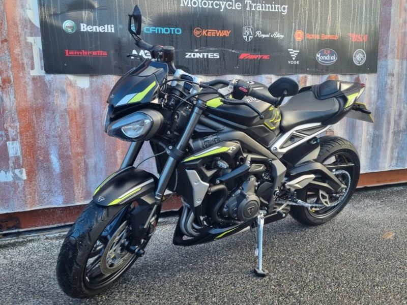 triumph TRUIMPH STREET TRIPLE S 675
