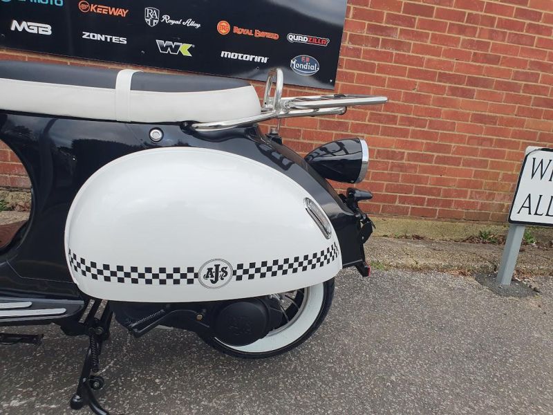 a.j.s. AJS MODENA 125