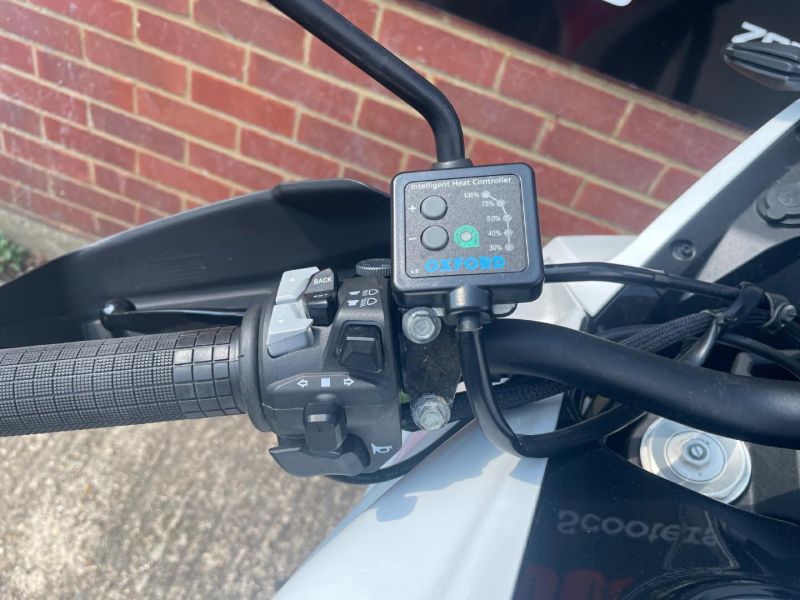 moto morini X-CAPE 650