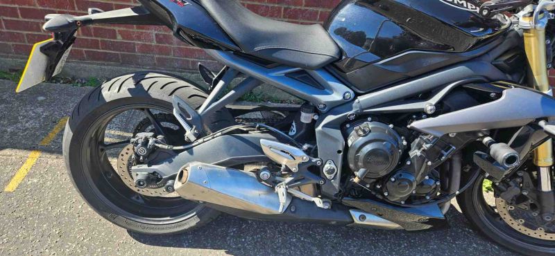 triumph TRUIMPH STREET TRIPLE