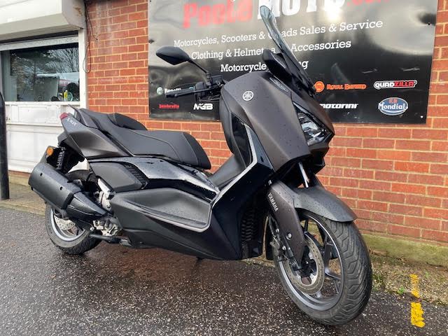 yamaha XMAX 300