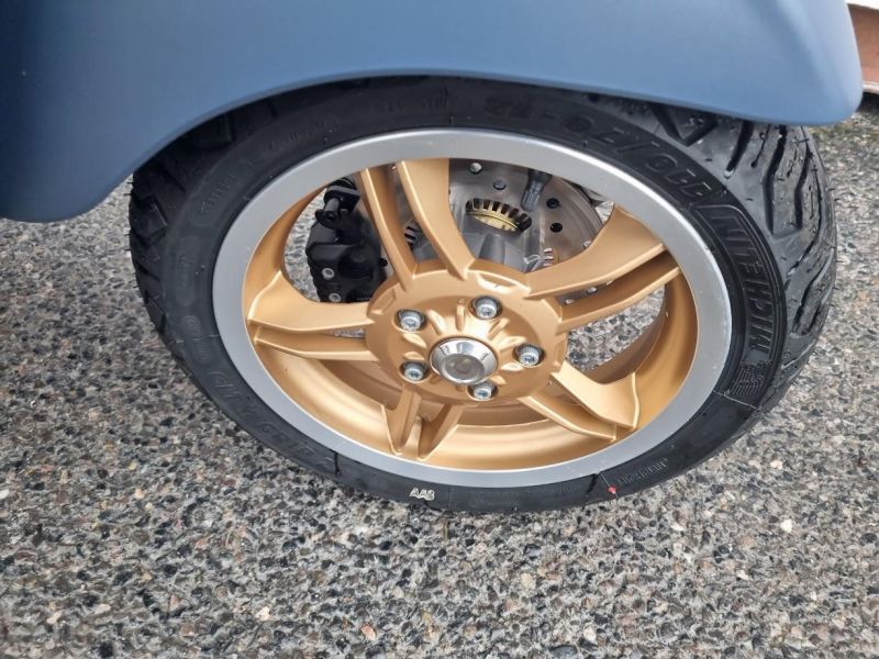 piaggio VESPA PRIMAVERA 125 OFFICINA 8