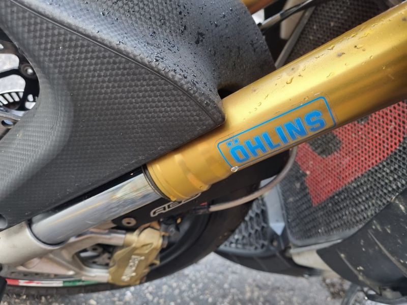 aprilia TUONO V4 APRC ABS