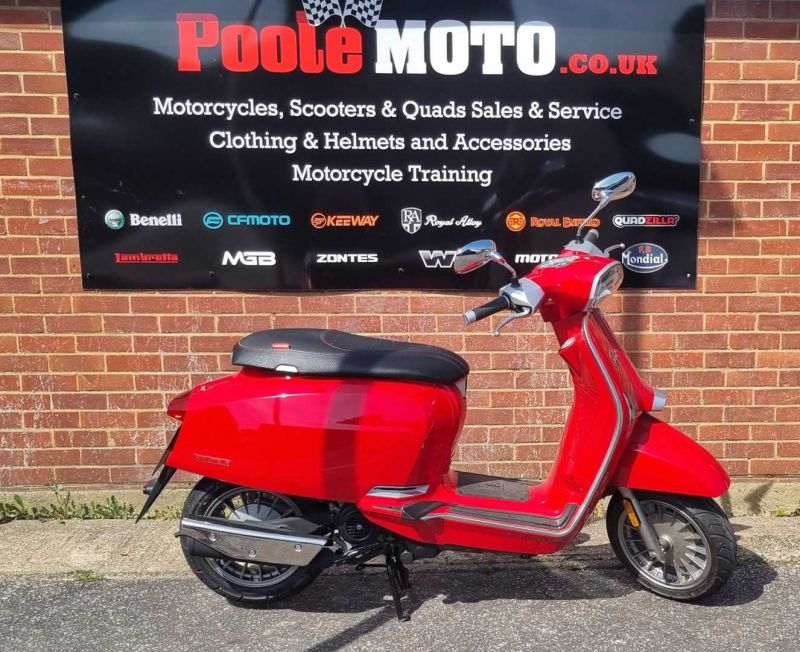 lambretta V50