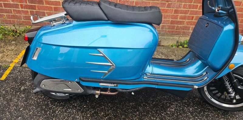 royal alloy GP300 S LC ABS  E5