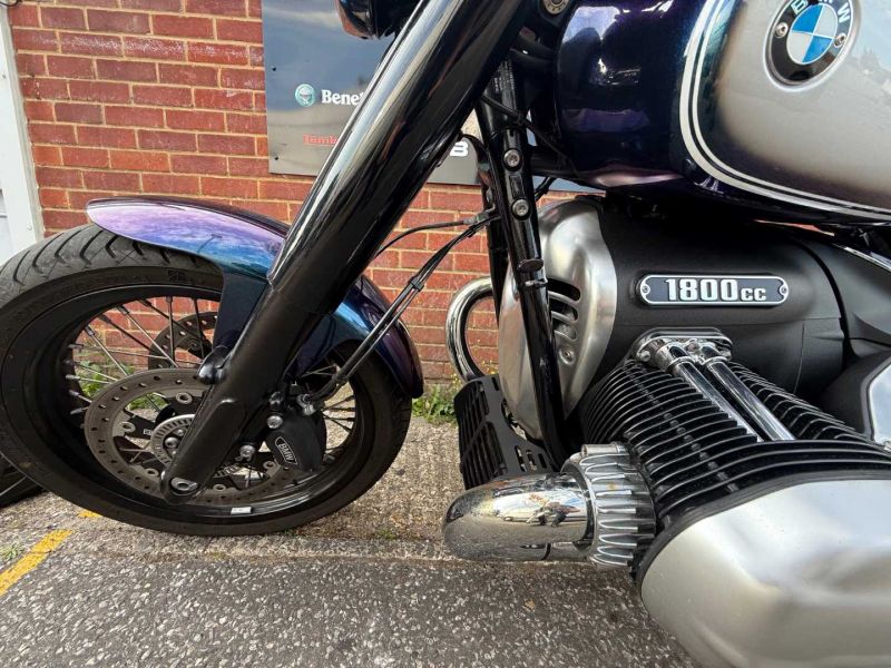 bmw R1800
