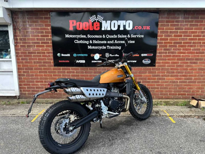 fantic motor FANTIC CABALLERO DELUXE MY25