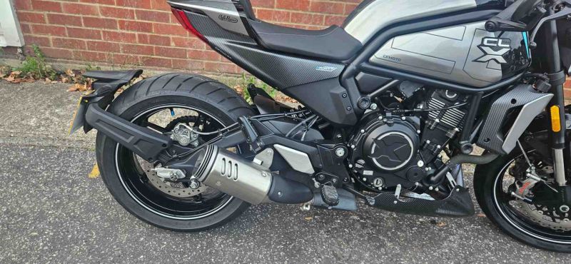 cfmoto 2wheel CFMOTO 700CL-X SPORT