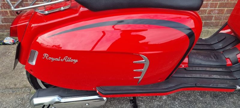 royal alloy GT1 125 LC