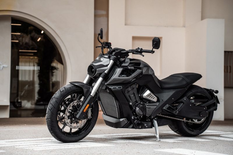 benelli BENDA LFC 700 PRO