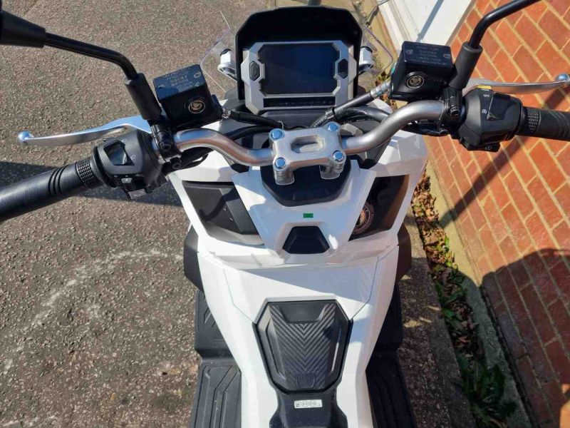 sym ADX 125