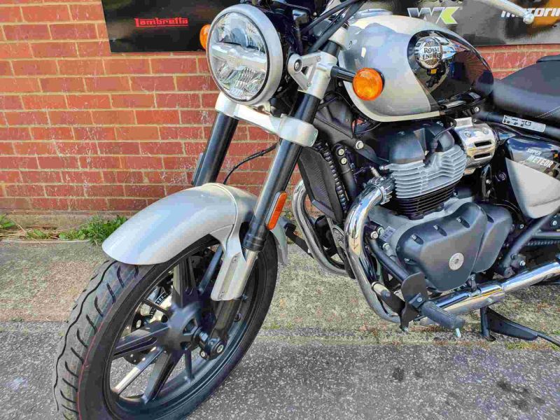 royal enfield SUPER METEOR 650 E5