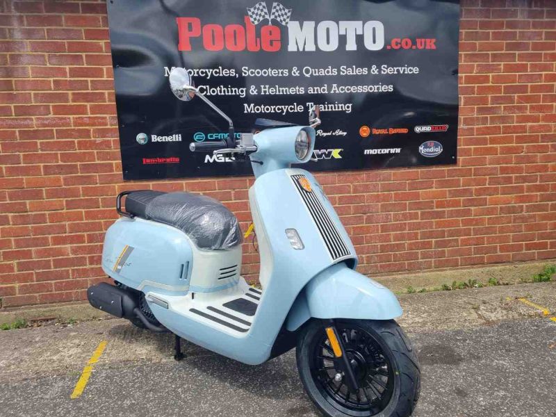 royal alloy GT2 125 ROUND LAMP