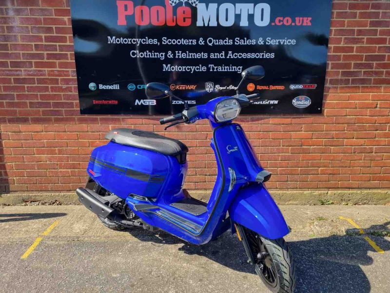 lambretta V125 SPECIAL